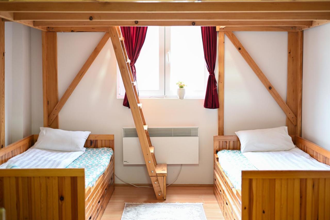 Ferienwohnung Tri Bagrema Km Mokra Gora Exterior foto