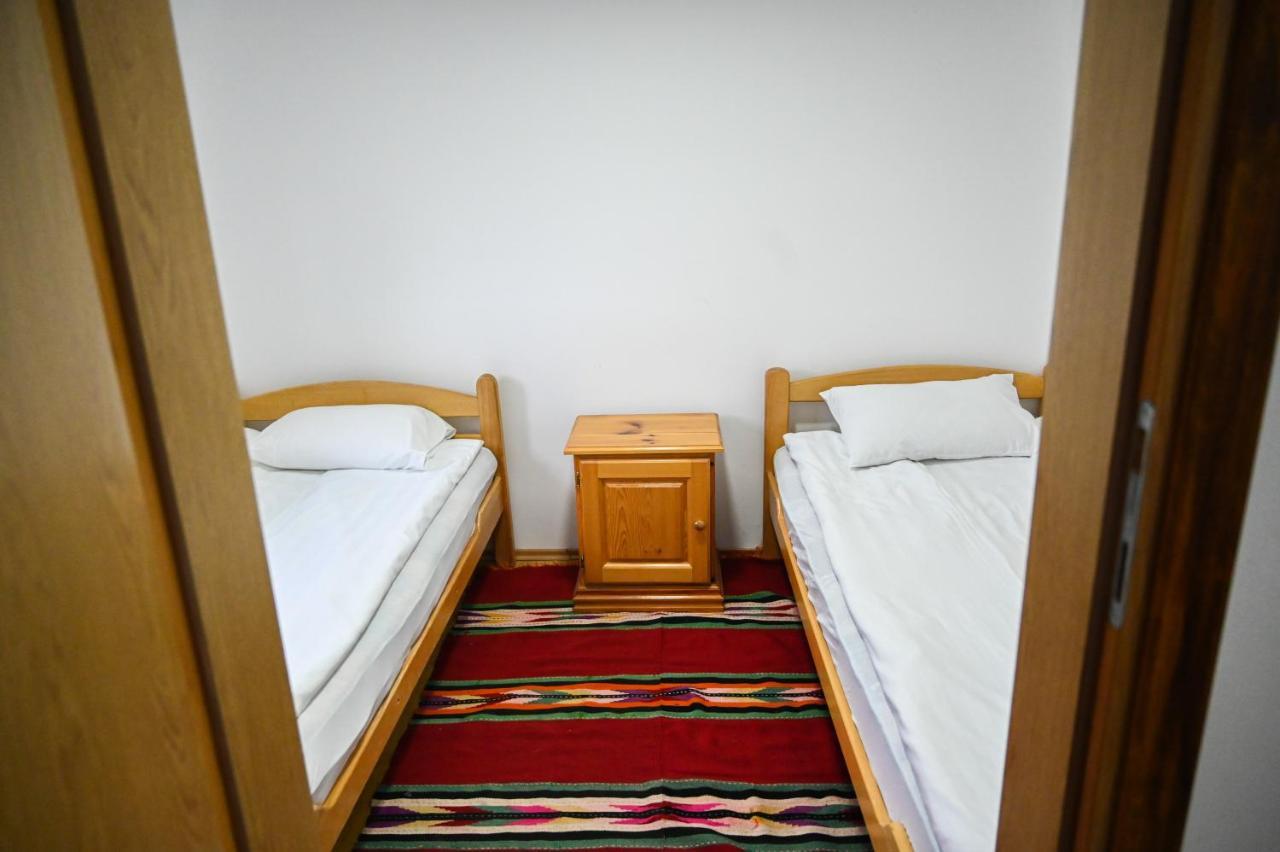 Ferienwohnung Tri Bagrema Km Mokra Gora Exterior foto