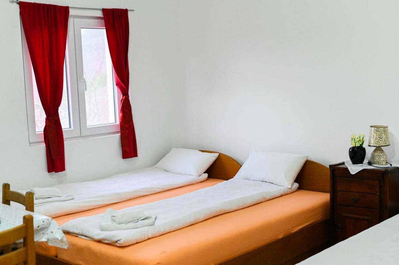 Ferienwohnung Tri Bagrema Km Mokra Gora Exterior foto