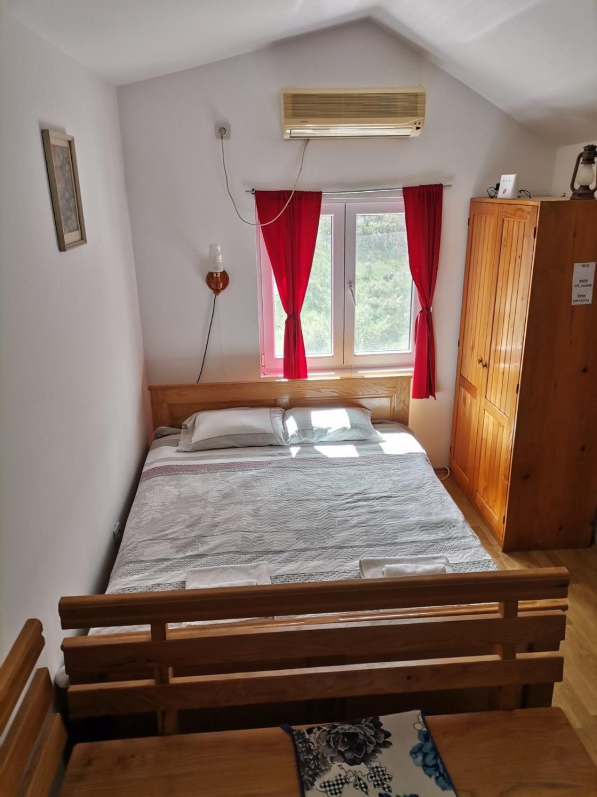 Ferienwohnung Tri Bagrema Km Mokra Gora Zimmer foto