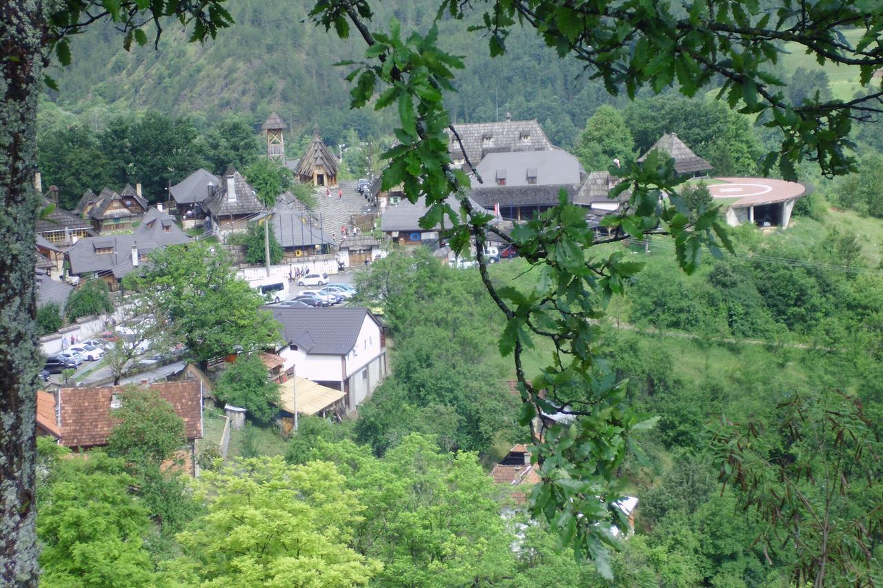 Ferienwohnung Tri Bagrema Km Mokra Gora Exterior foto